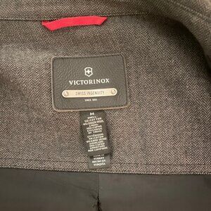 Victorinox Swiss Jacket